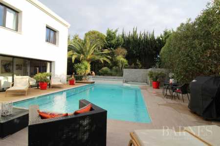 Maison Sanary-sur-Mer - Ref 2542973