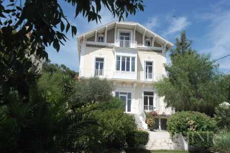 Maison Hyères - Ref 2542845