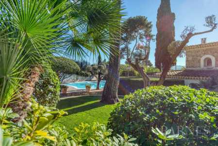 Villa Sanary-sur-Mer - Ref 2698018