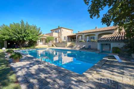 Maison Aix-en-Provence - Ref 2542797