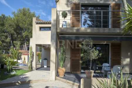 Maison LE BRUSC - Ref M-43812