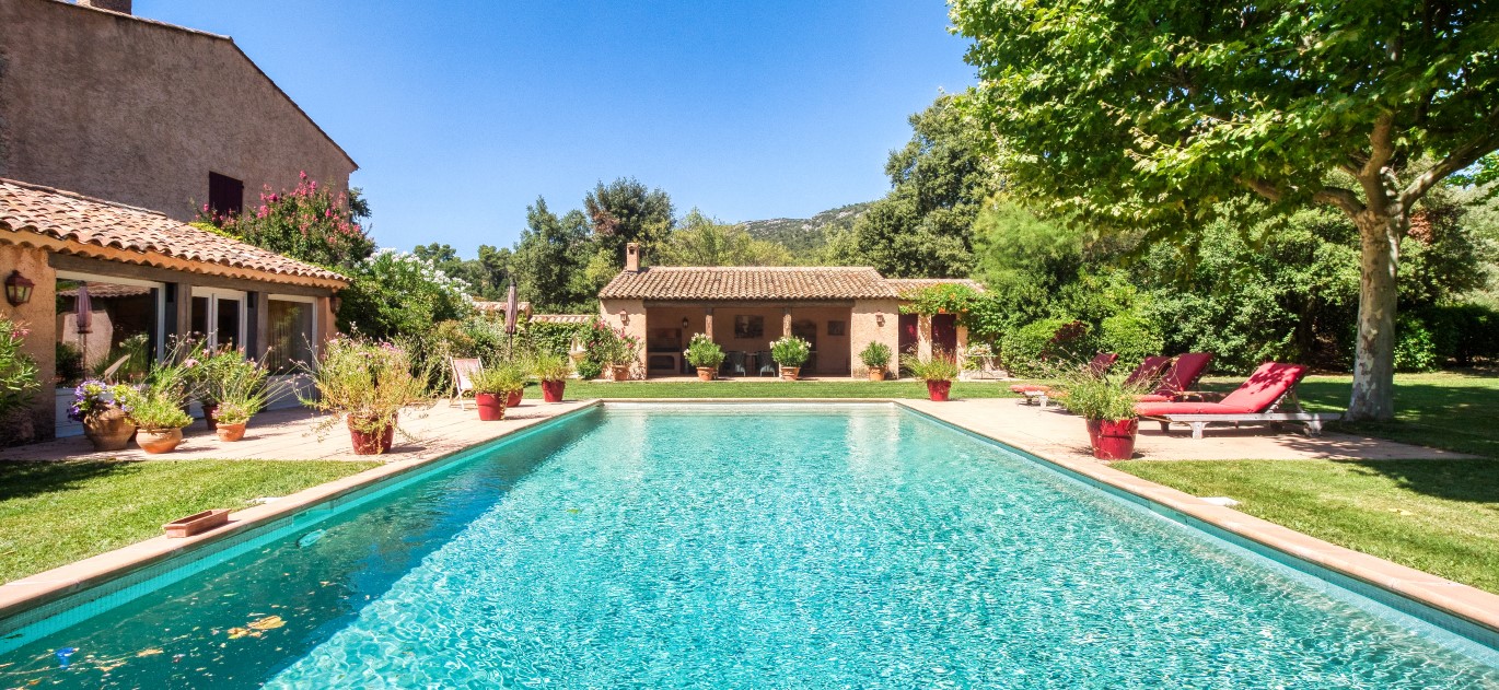 Aix-en-Provence - France - House, 11 rooms, 8 bedrooms - Slideshow Picture 1