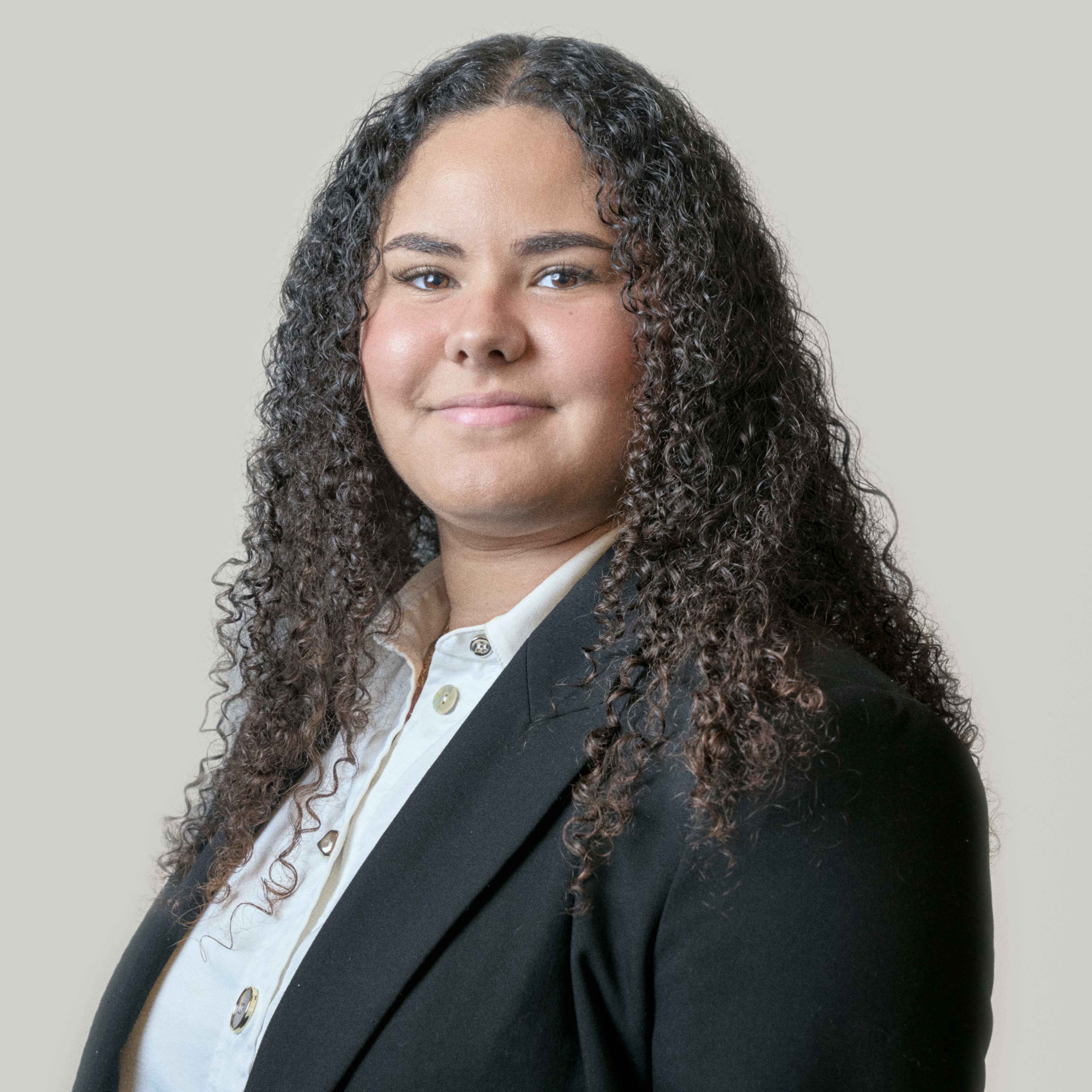 Assia BEN BABA - Agent Commercial E.I. - BARNES Alpilles & Luberon