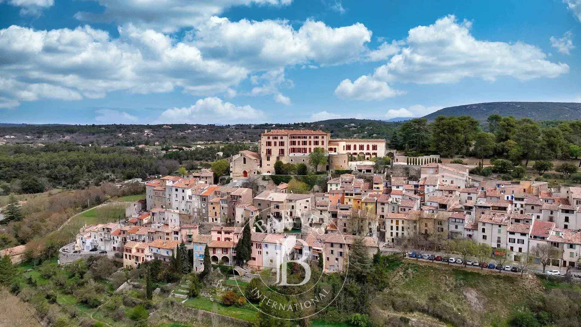 Le château de la Verdière, joyau historique au cœur de la Provence