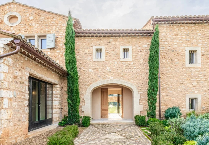 Bastide ou mas à vendre en Provence-Alpes-Côte d’Azur Bastide ou mas à vendre en Provence-Alpes-Côte d’Azur