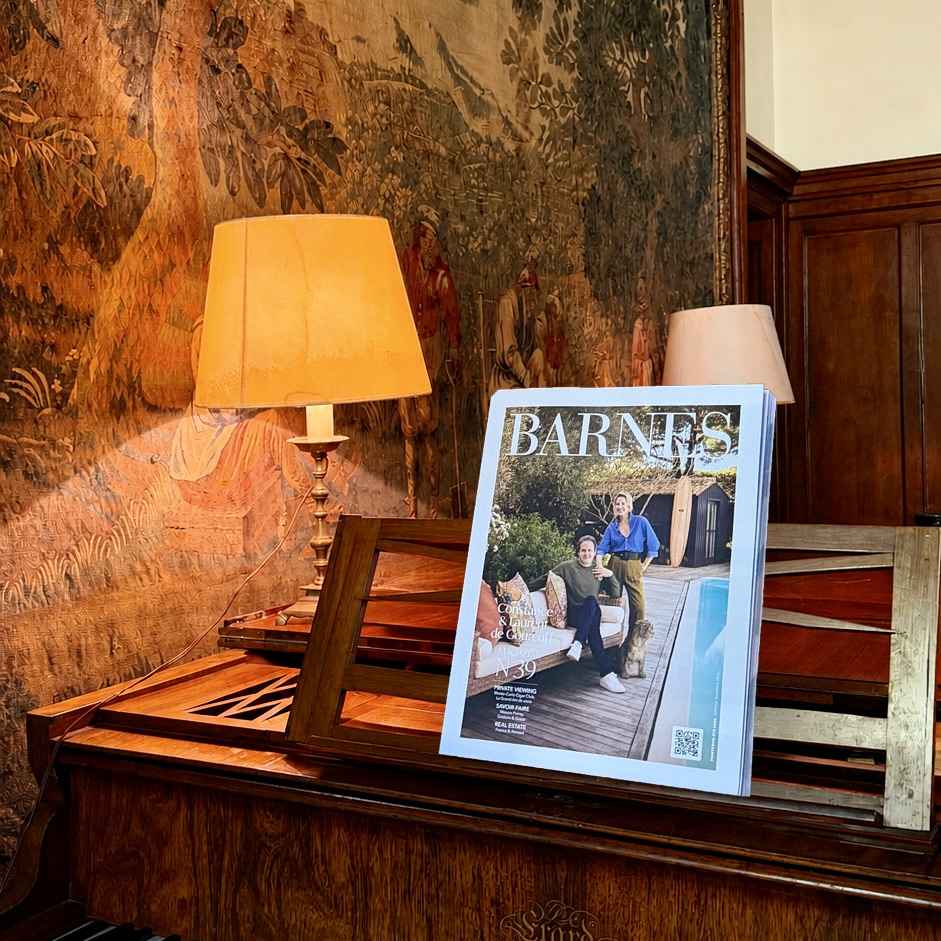 Couverture du 39ème numéro du BARNES Magazine