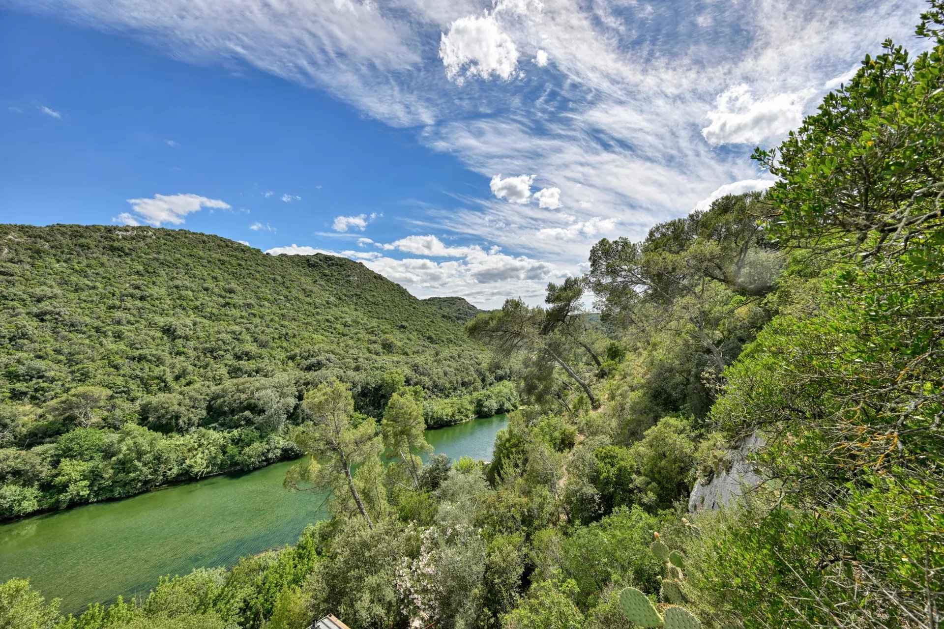 A06727d680e35cfdf190d786918db589 215282636a 1920 original - Attribut alt par défaut.